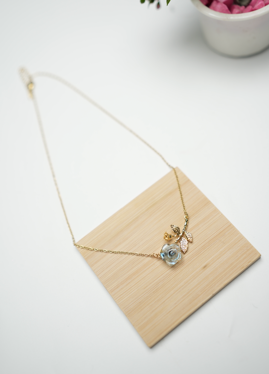 Collier Pétale de Fleur – Bleu