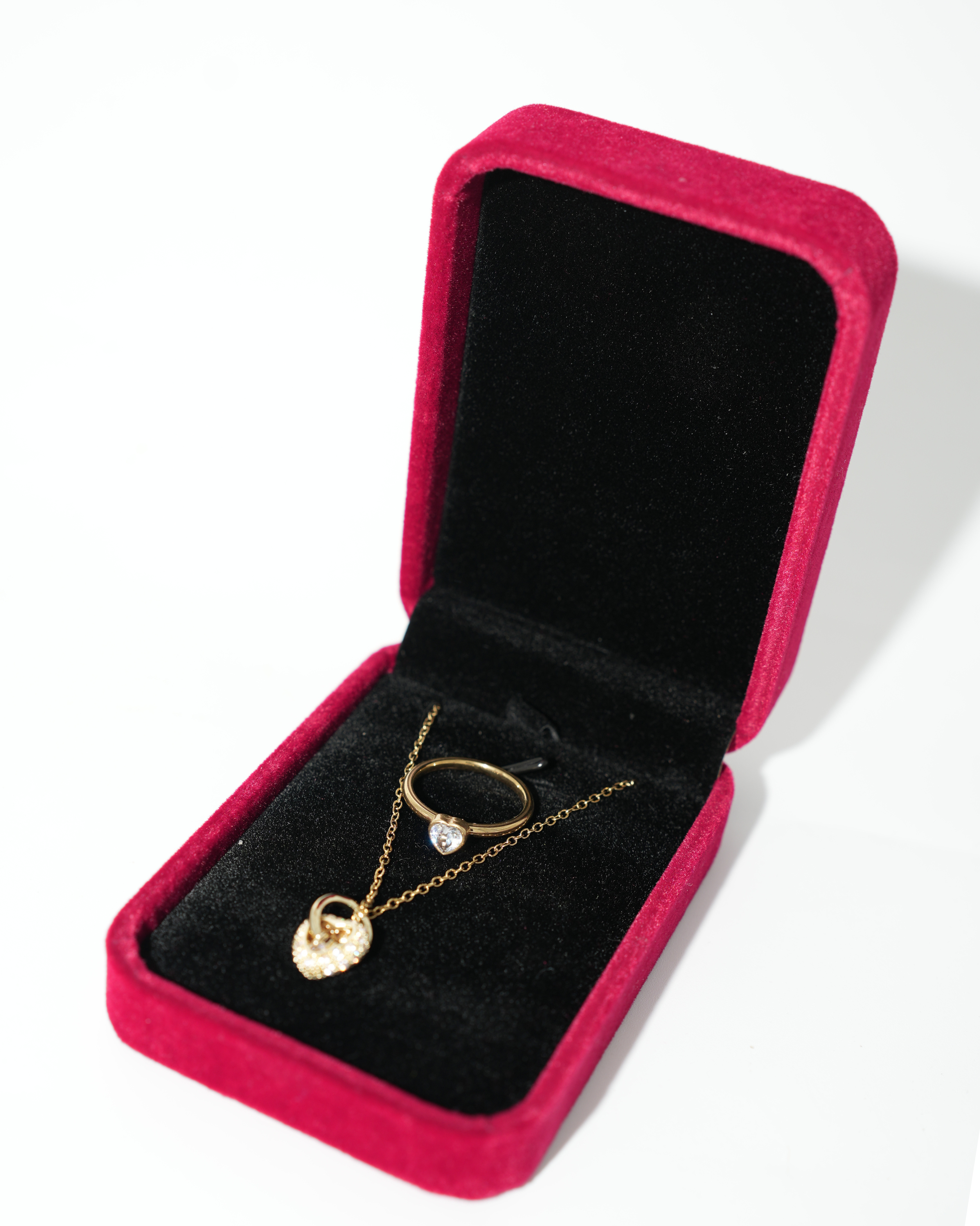 Collier Inox Doré – Pendentif Cœur Élégant