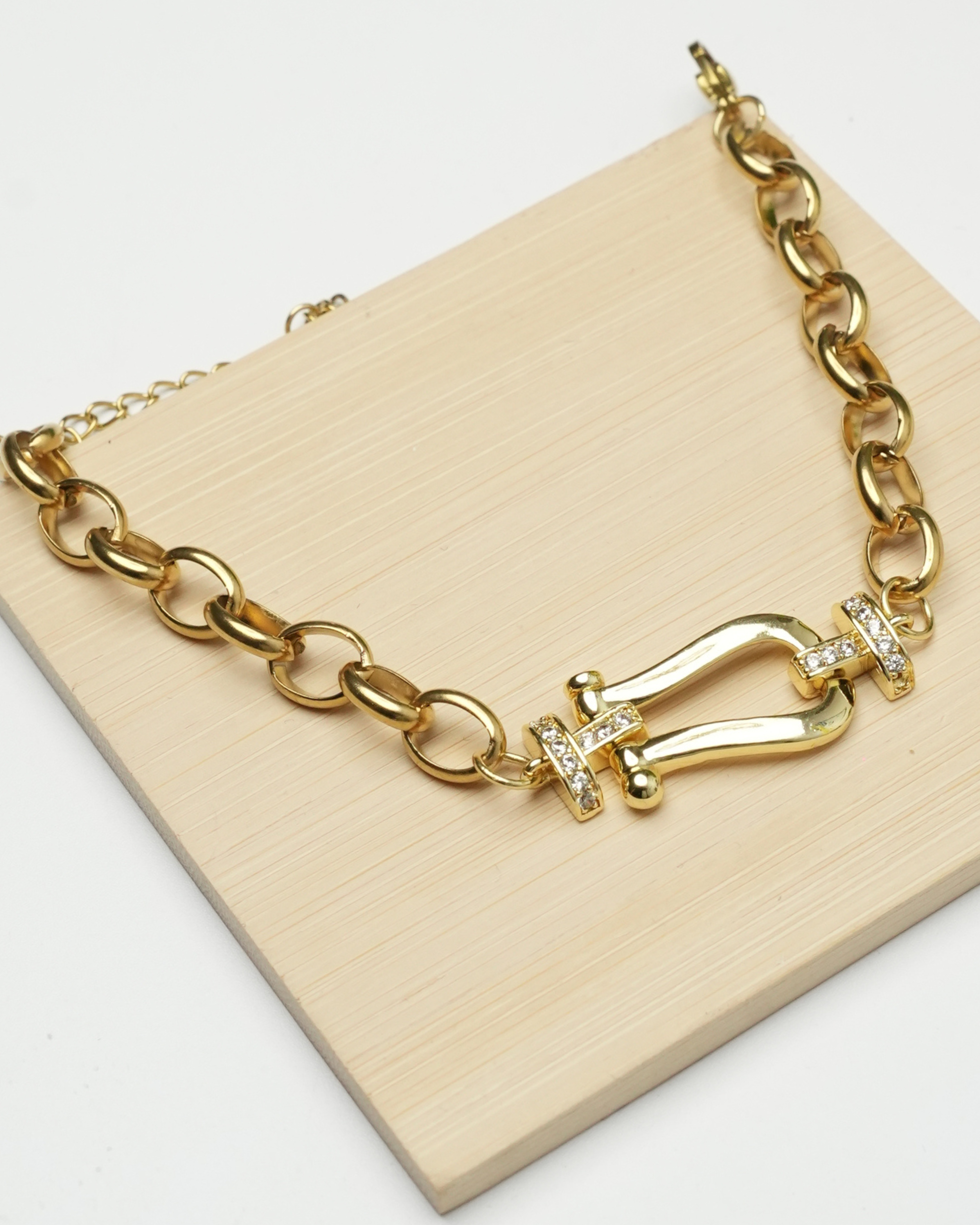 Bracelet inoxydable à fermoir distingué