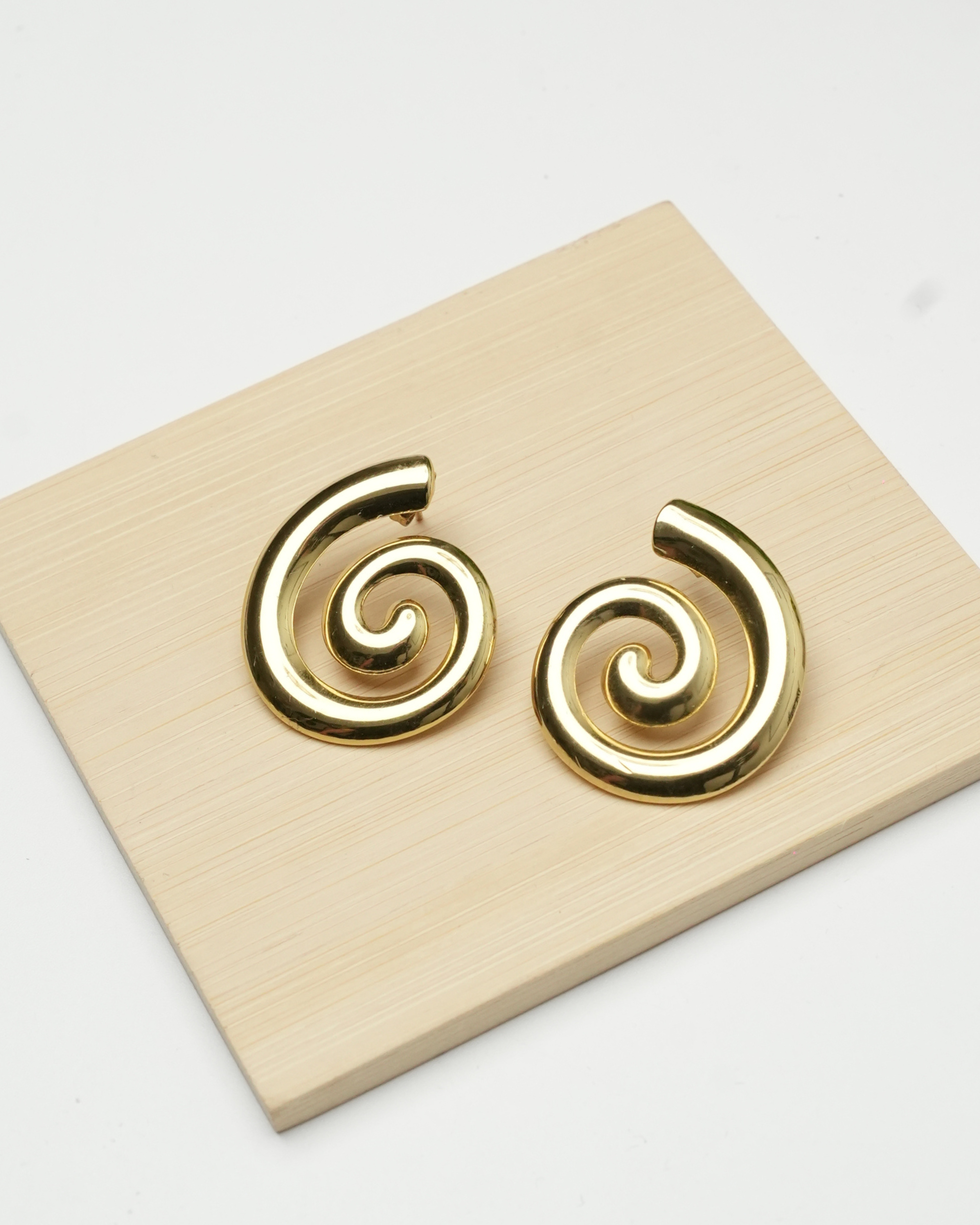 Boucles d'oreilles spirale